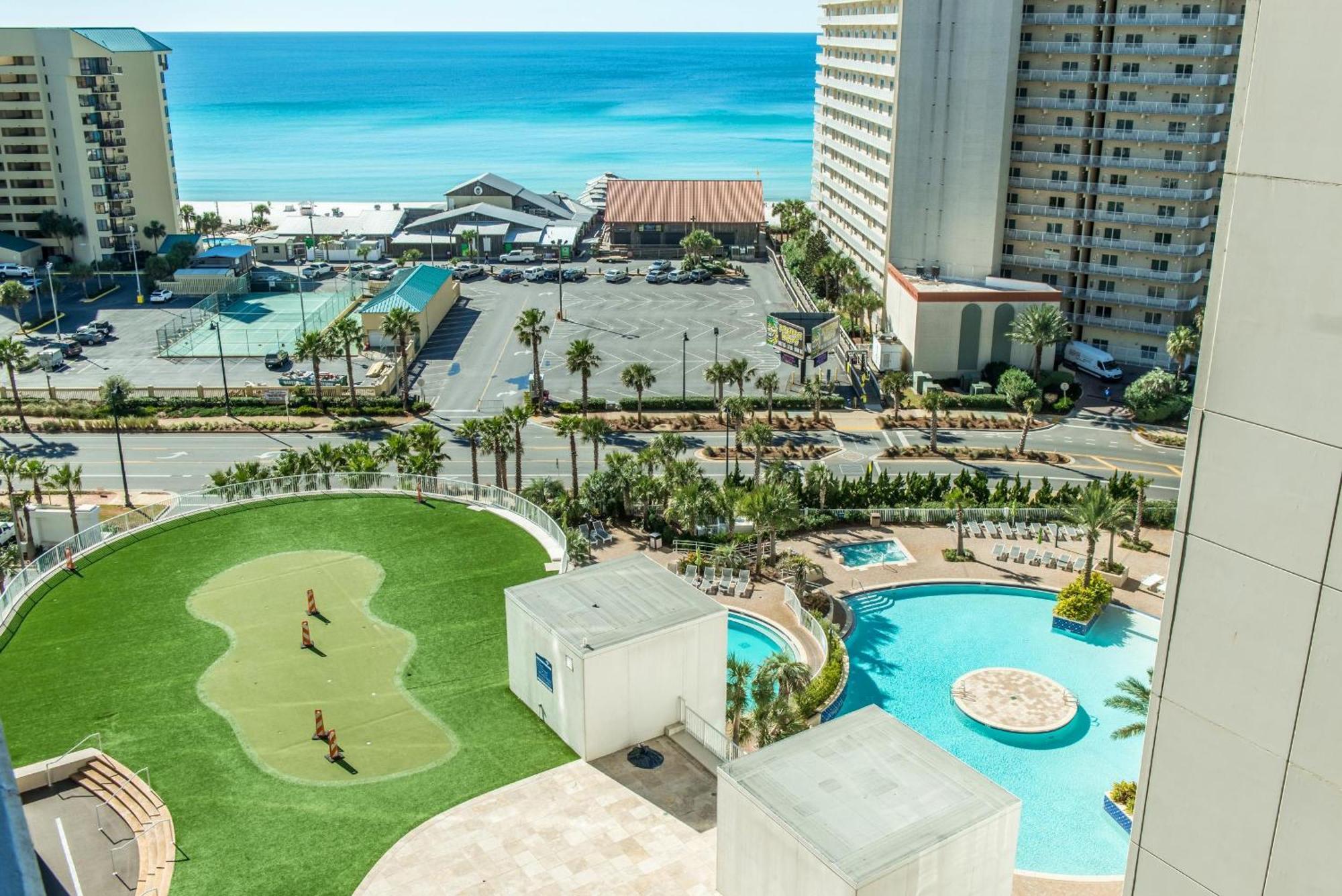 Laketown Wharf 1120 By Emerald Coast Retreats *